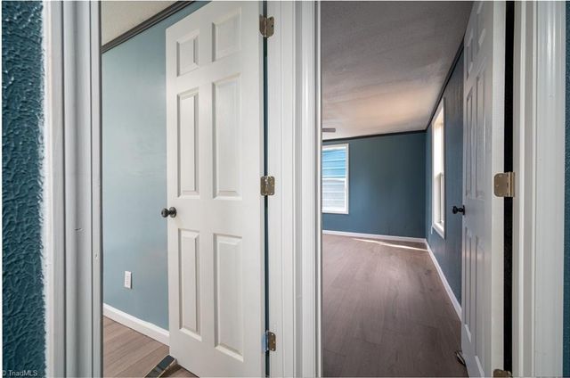 157 Cedar Point Drive, Mount Airy, NC 27030