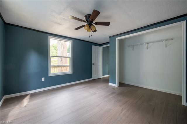 157 Cedar Point Drive, Mount Airy, NC 27030