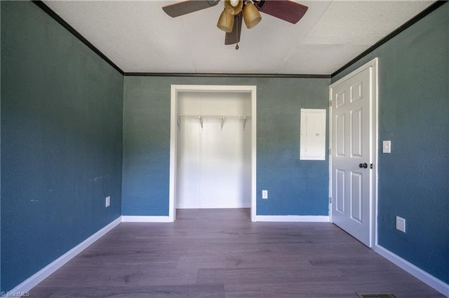 157 Cedar Point Drive, Mount Airy, NC 27030