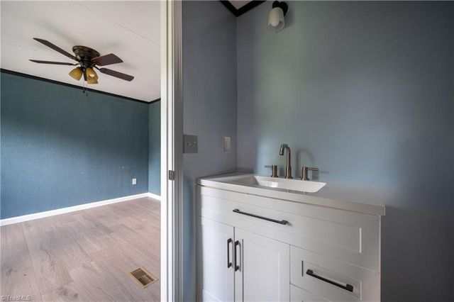 157 Cedar Point Drive, Mount Airy, NC 27030