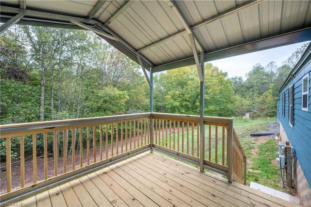 157 Cedar Point Drive, Mount Airy, NC 27030