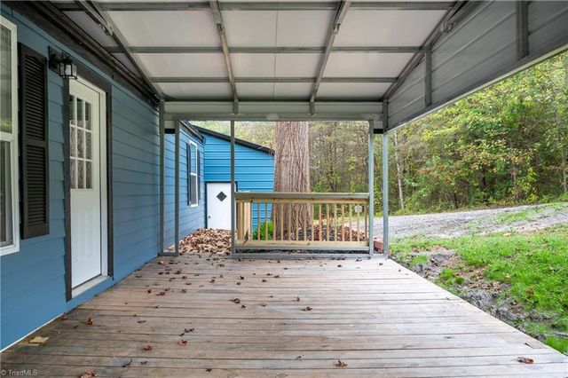 157 Cedar Point Drive, Mount Airy, NC 27030