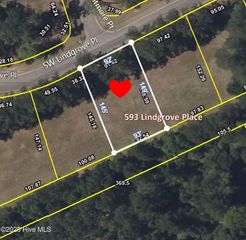 593 Lindgrove Place, Ocean Isle Beach, NC 28469