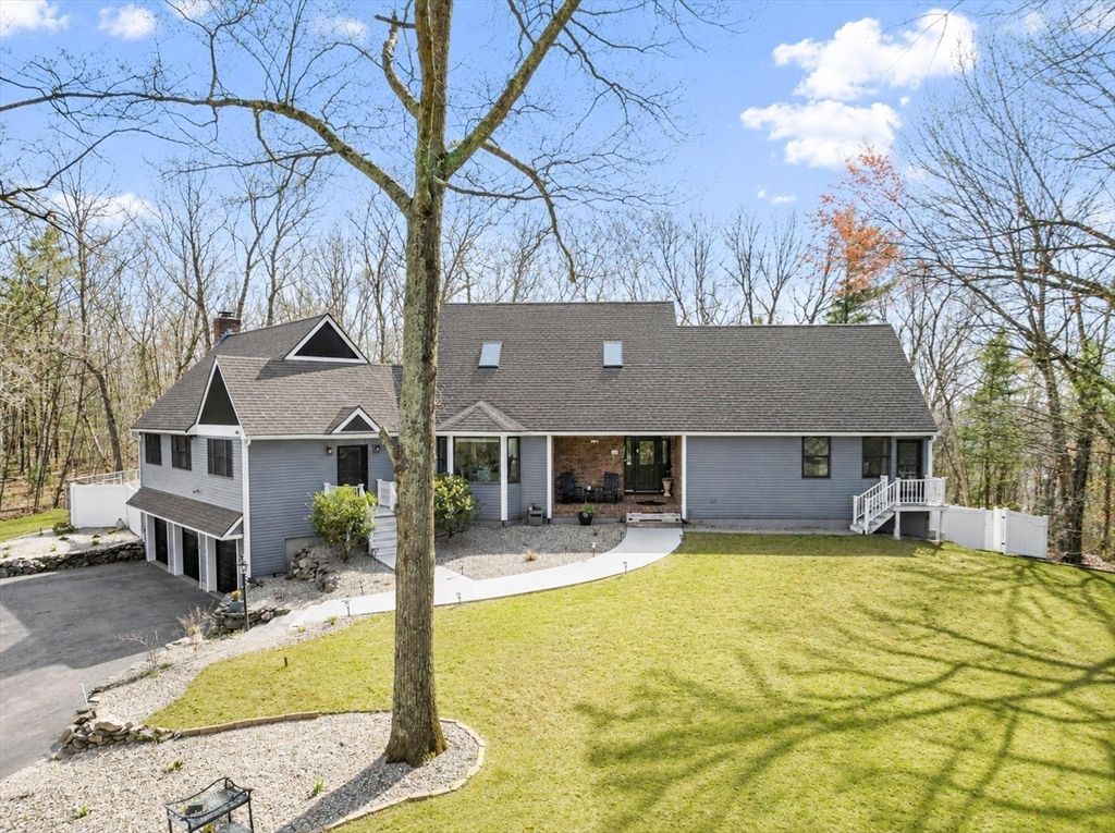 99 Longview Street, Palmer, MA 01069