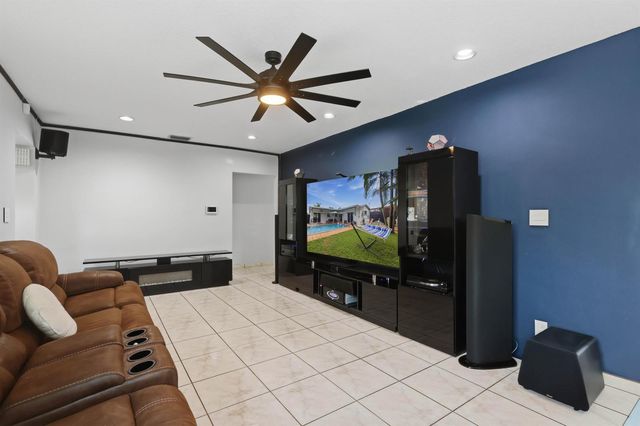 6448 Custer Street, Hollywood, FL 33024