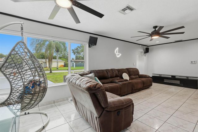 6448 Custer Street, Hollywood, FL 33024