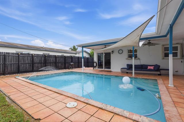 6448 Custer Street, Hollywood, FL 33024