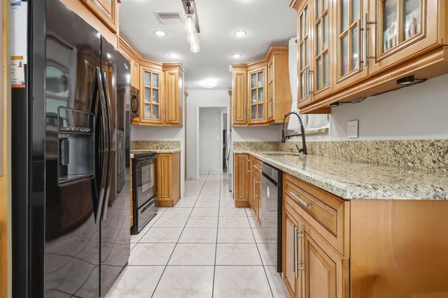 6448 Custer Street, Hollywood, FL 33024