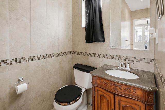 6448 Custer Street, Hollywood, FL 33024