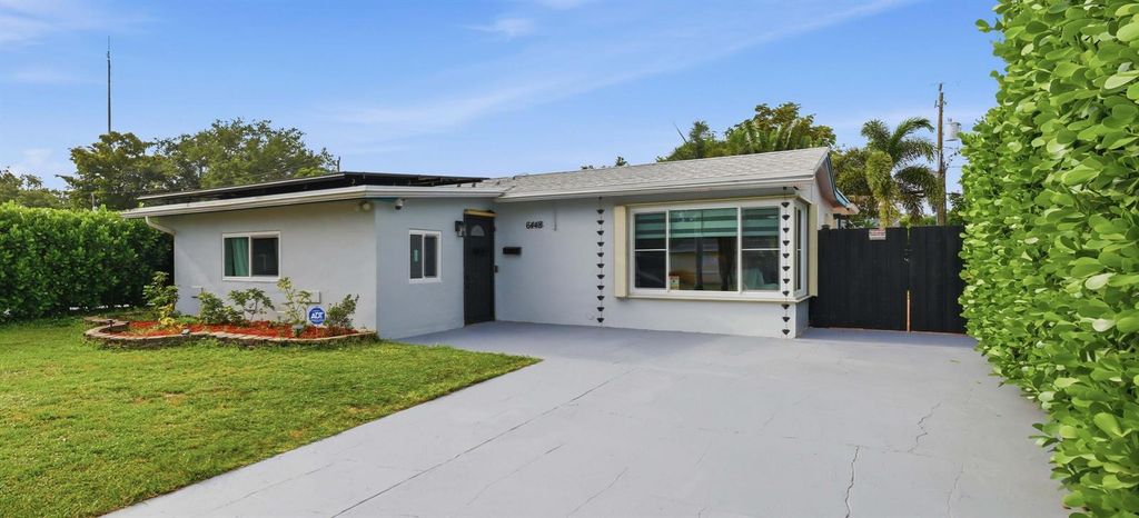6448 Custer Street, Hollywood, FL 33024