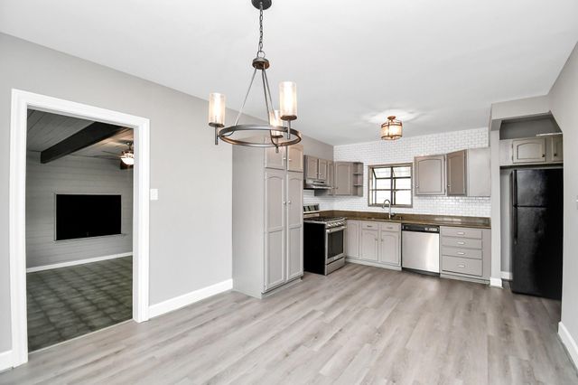 901 N Jones Street, Baytown, TX 77520