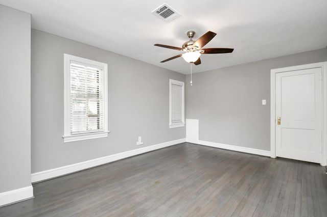 901 N Jones Street, Baytown, TX 77520