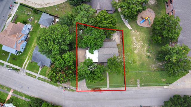 901 N Jones Street, Baytown, TX 77520