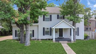 901 N Jones Street, Baytown, TX 77520