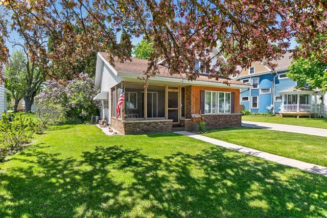 415 N High Street, Randolph, WI 53956