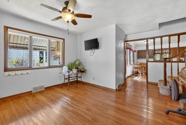 415 N High Street, Randolph, WI 53956