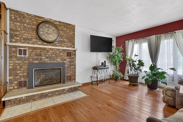 415 N High Street, Randolph, WI 53956
