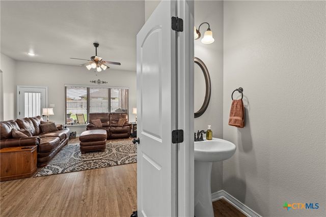1918 Rustic Manor Drive, Temple, TX 76502