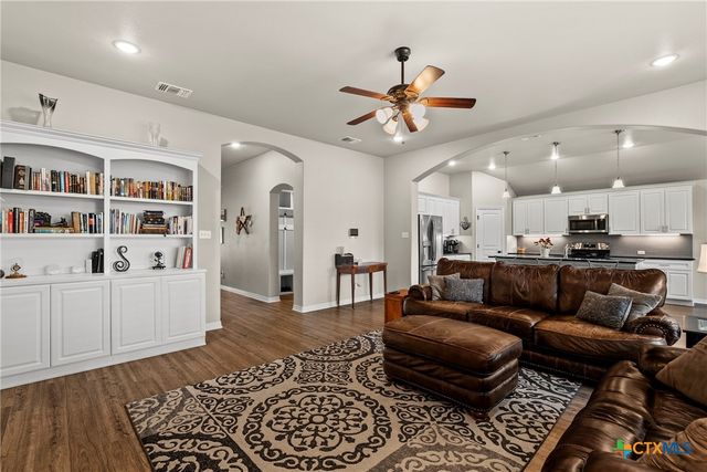 1918 Rustic Manor Drive, Temple, TX 76502
