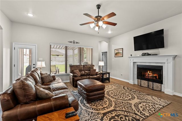 1918 Rustic Manor Drive, Temple, TX 76502