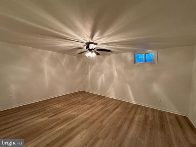 6808 COTTINGHAM LN, Centreville, VA 20121