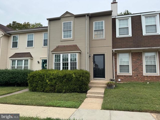 6808 COTTINGHAM LN, Centreville, VA 20121