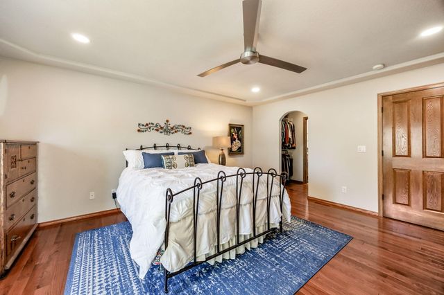 31 Wildwood Drive, Eagle Point, OR 97524