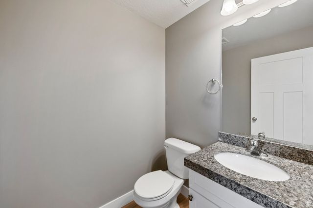 397 E TRACTOR DR, Midvale, UT 84047