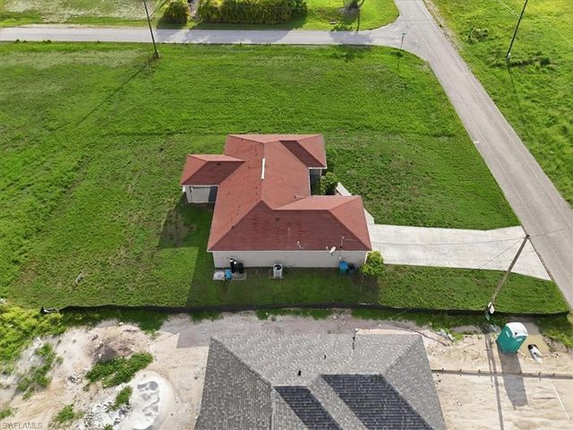 422 NW 11th TER, Cape Coral, FL 33993