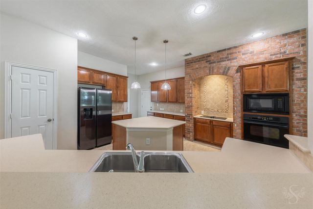5010 Oxbow Circle E, Fulshear, TX 77441