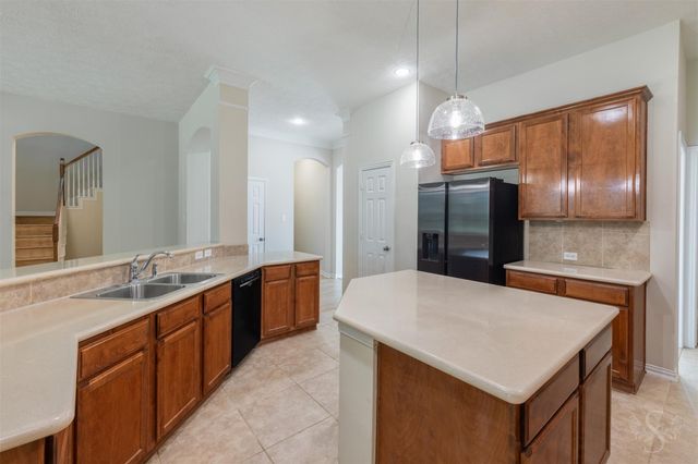 5010 Oxbow Circle E, Fulshear, TX 77441