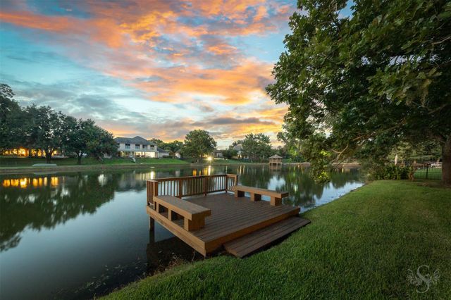 5010 Oxbow Circle E, Fulshear, TX 77441