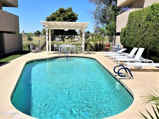 3030 N Hayden Road 27, Scottsdale, AZ 85251