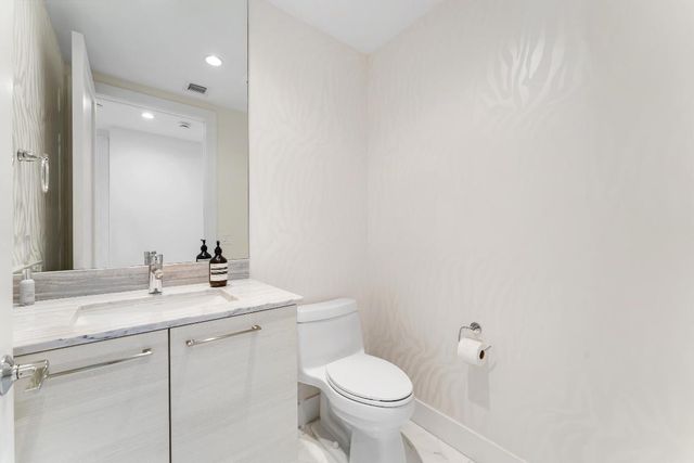 1 Water Club Way 603, North Palm Beach, FL 33408