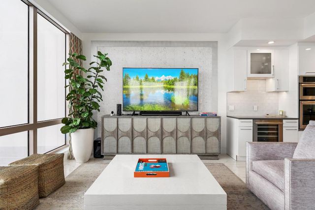 1 Water Club Way 603, North Palm Beach, FL 33408