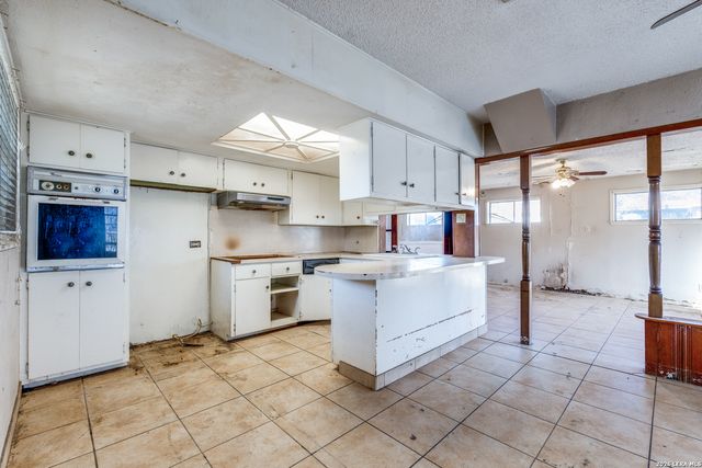 611 Basswood, San Antonio, TX 78213