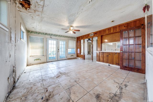 611 Basswood, San Antonio, TX 78213