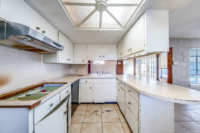 611 Basswood, San Antonio, TX 78213