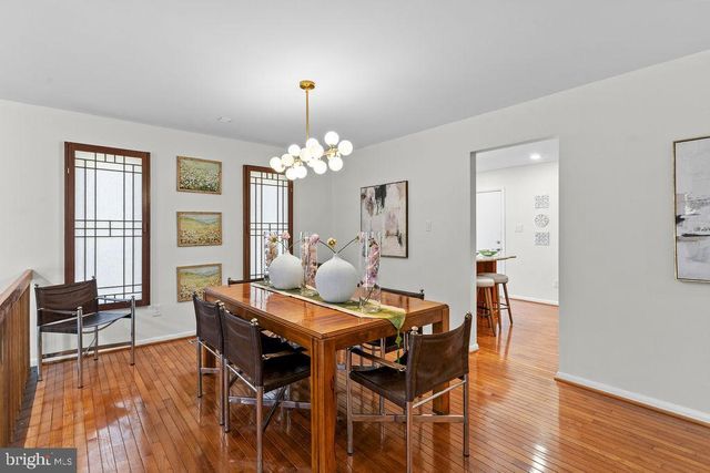 9943 GREAT OAKS WAY, Fairfax, VA 22030