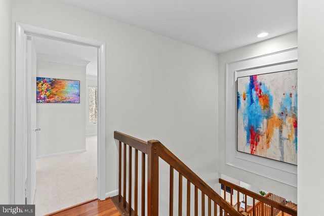 9943 GREAT OAKS WAY, Fairfax, VA 22030