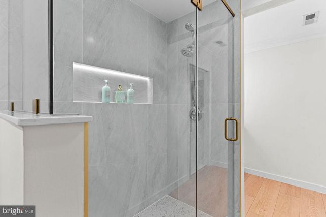 9943 GREAT OAKS WAY, Fairfax, VA 22030