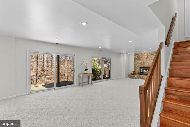 9943 GREAT OAKS WAY, Fairfax, VA 22030