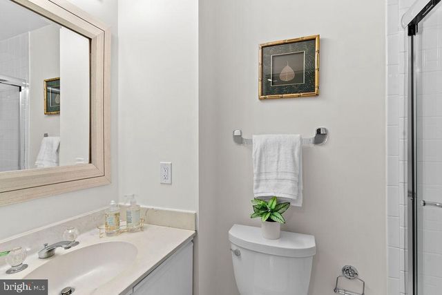 9943 GREAT OAKS WAY, Fairfax, VA 22030