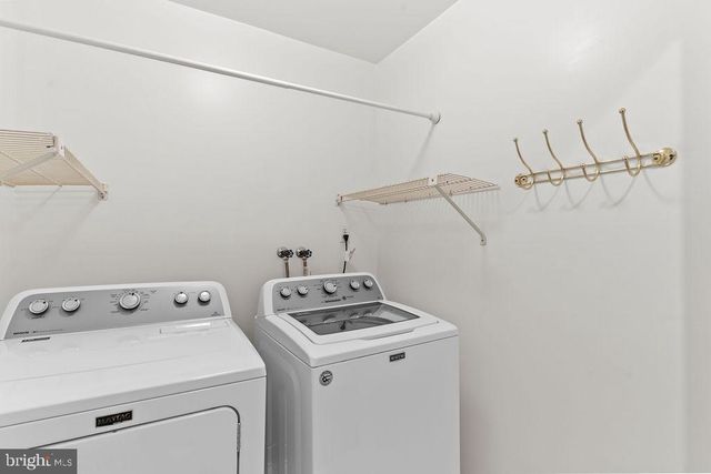 9943 GREAT OAKS WAY, Fairfax, VA 22030