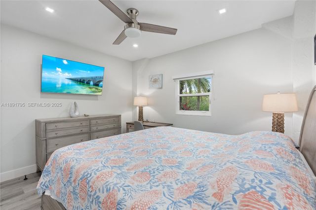 25 N Blackwater Ln, Key Largo, FL 33037