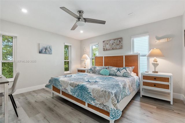 25 N Blackwater Ln, Key Largo, FL 33037