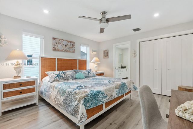 25 N Blackwater Ln, Key Largo, FL 33037