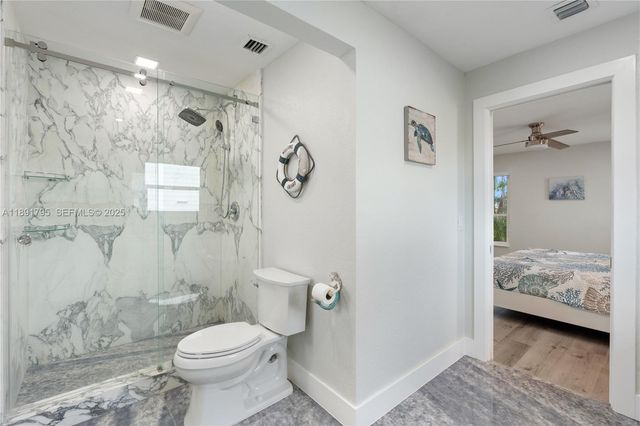 25 N Blackwater Ln, Key Largo, FL 33037