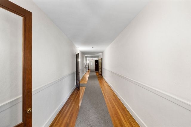 21 Bradlee Rd 34, Medford, MA 02155