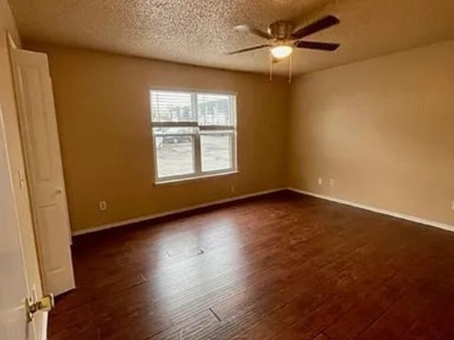 11417 N MAY D, Oklahoma City, OK 73120
